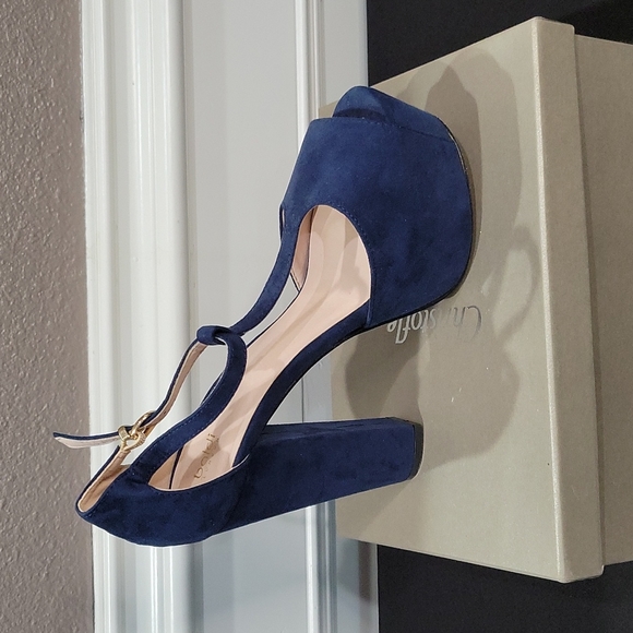 Blue Suede Platform T strap Heels by Baldi London 8.5 NWOT - Picture 4 of 7